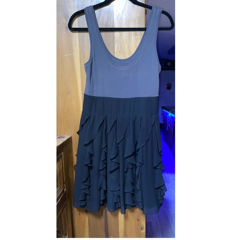 Sleeveless ruffle dress, black‎ by Express.  Size 8